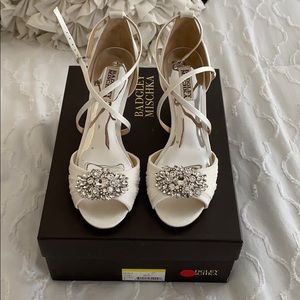 Badgley Mischka white shoe with crystals